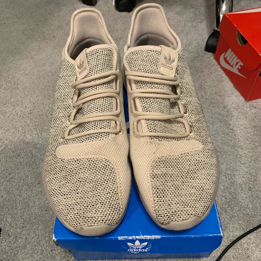 ADIDAS TUBULAR SHADOW